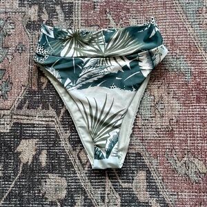 NWT Aerie Highwaist Cheeky tropical bikini bottoms.
